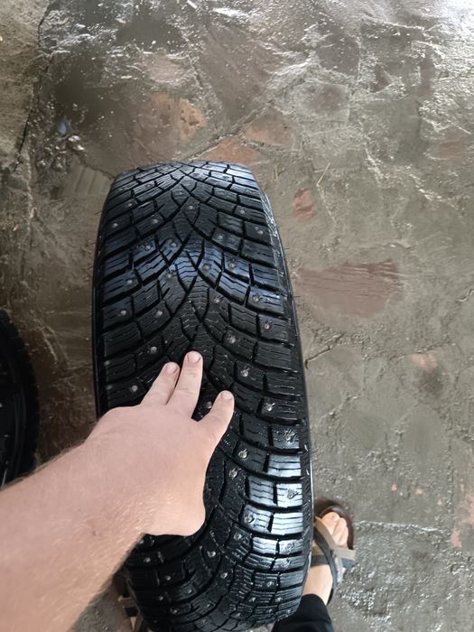 Продам зимние шины