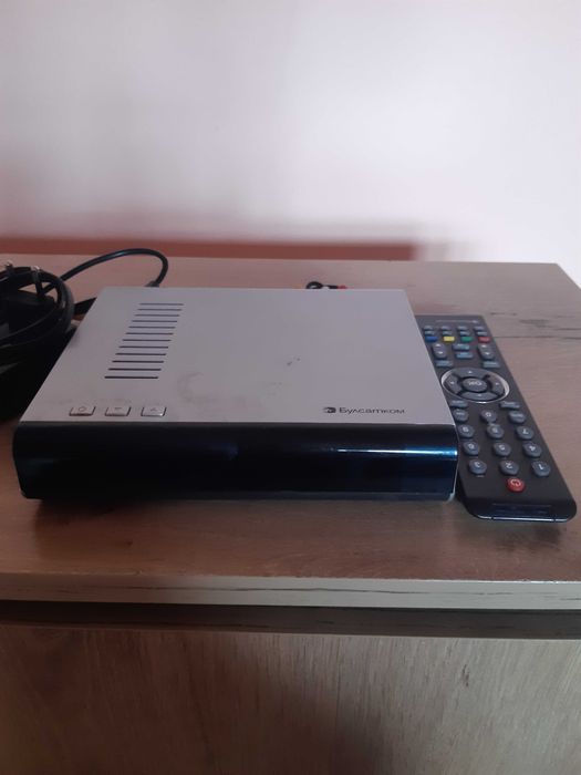 Приемник на Булсатком комплект- дистанционно, адаптер и карта