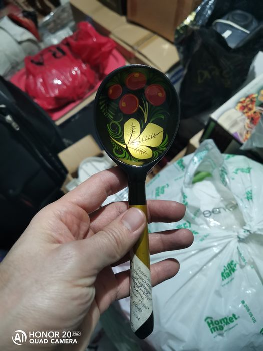 Деревянный ложки новые. 140 штук