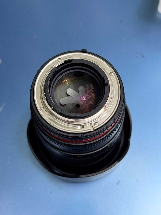 Обектив Samyang 35mm f/1.4 AS UMC - Nikon F КАТО НОВ / ОСТРА БРОЙКА