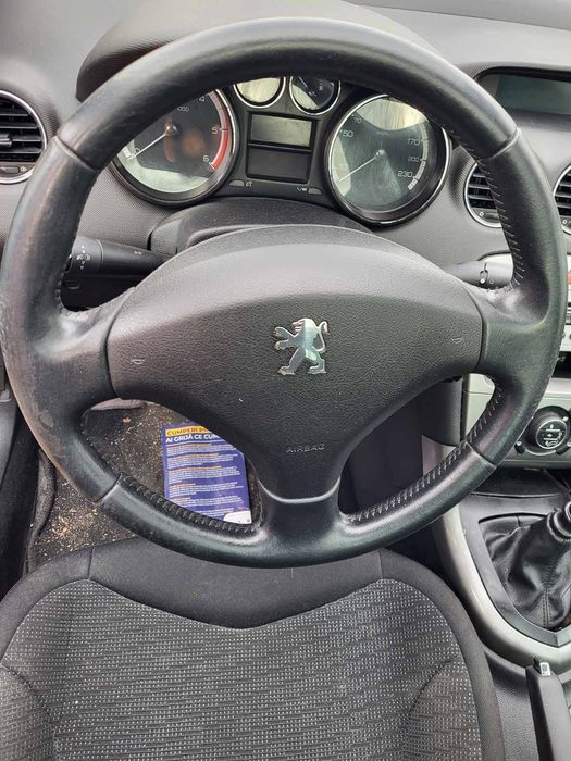 Пежо 308 SW на части