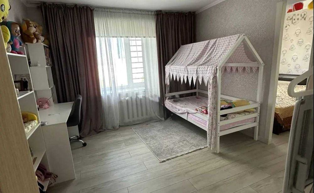 Продам 4 квартиру