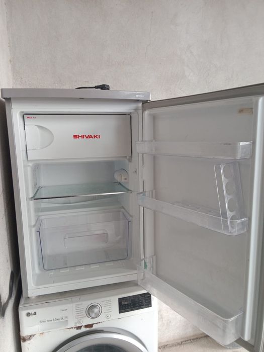 Минихолодильник сатылады