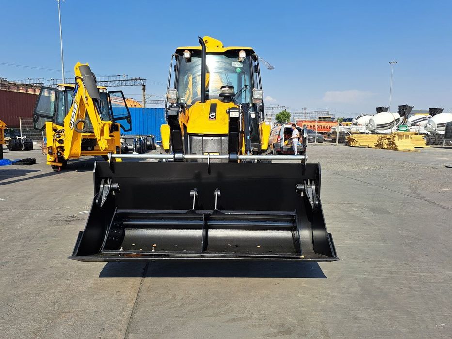 Экскаватор пагрузчик хизмати Замонавий JSB 3 CX PRO техникаларида хизм