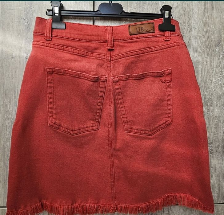 Fusta Poema LTB Pieces