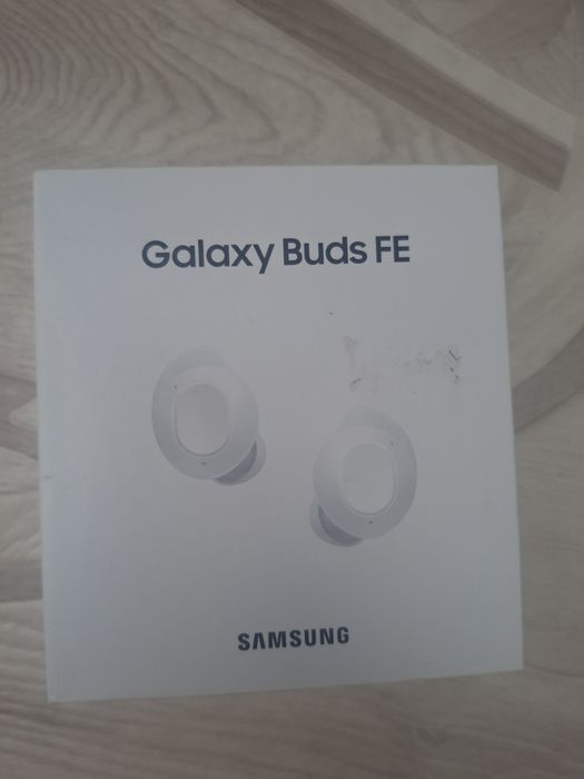 Наушники Galaxy Bubs FE