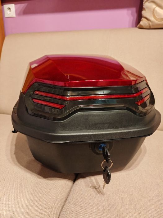 Cutie-portbagaj moto