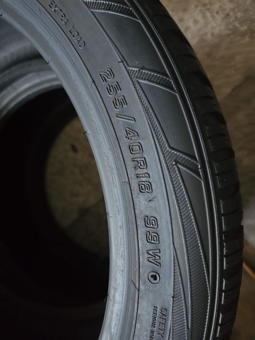 Falken 255/40 R18 99W MS iarnă
