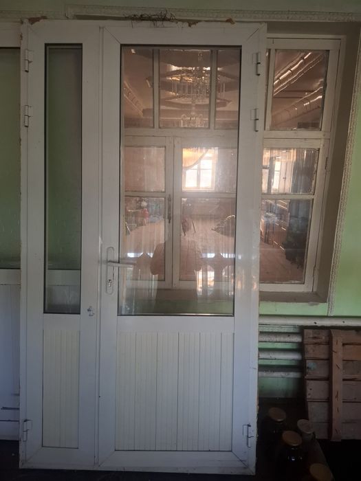 Akfa eshik sotiladi 2 tabaqali