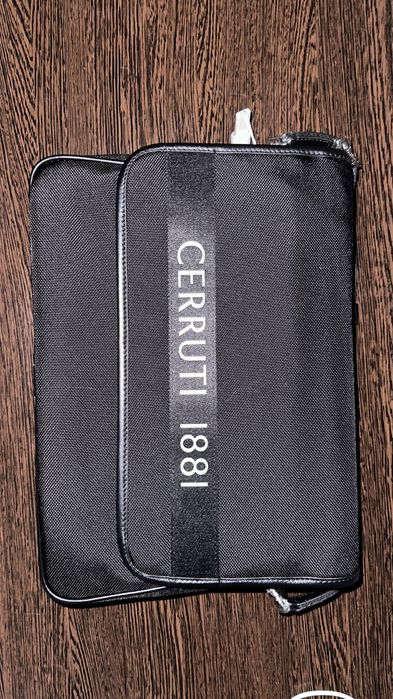 geanta cerruti 1881 nou cu etichetă