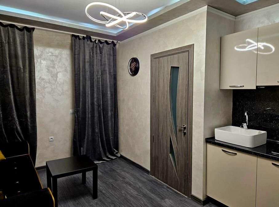 Дава се под наем Двустаен апартамент в Пловдив, Кършияка - 50 кв.м за 450 € - Снимка #1