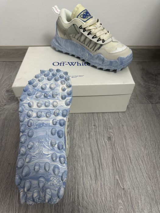 Adidasi Off White Odsy 1000