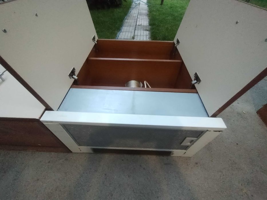 Горни кухненски шкафчета