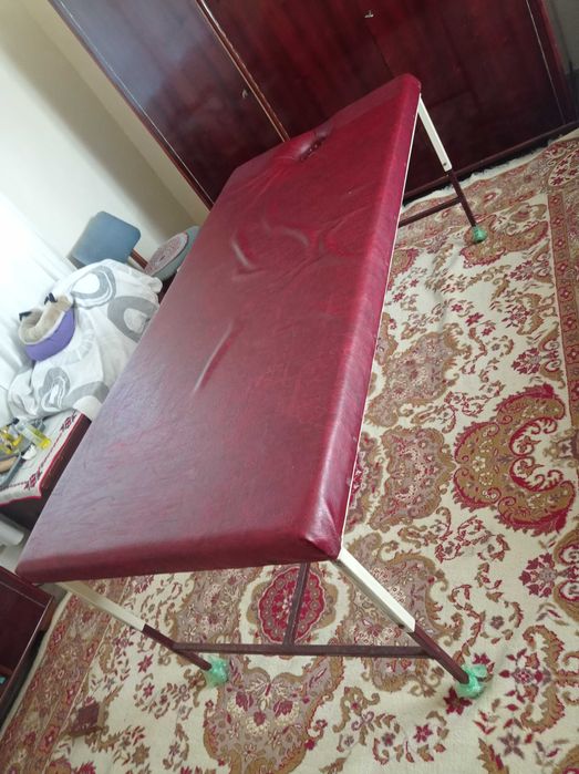 Vând masa masaj folosita