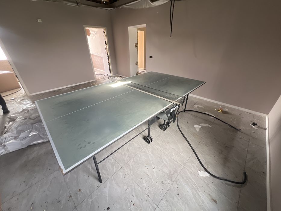 Тенесный стол в хорошем состояний