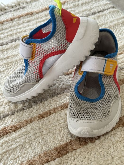 Детская обувь кроссовки