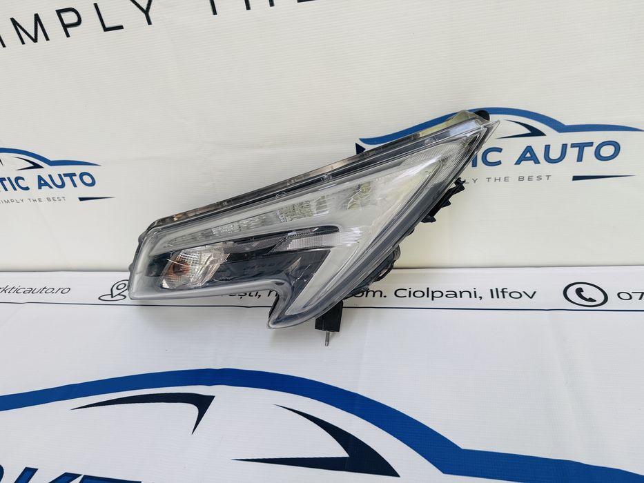 Far dreapta led Nissan Juke dupa 2014 cod 26120-BV81J