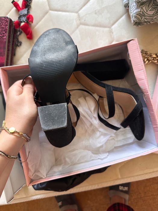 Обувки на висок ток RAID