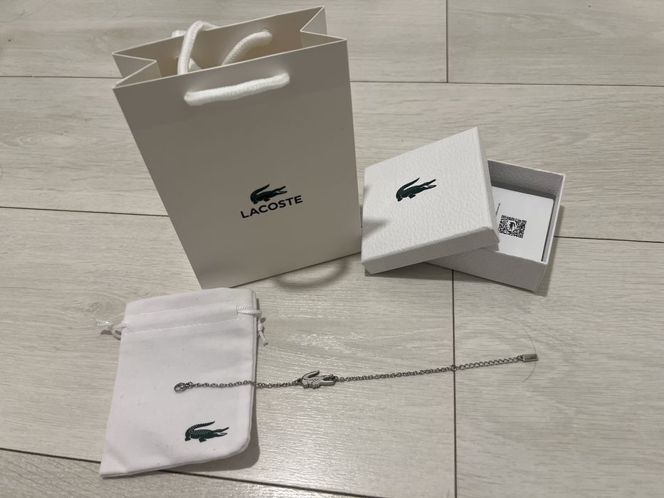 Bratara Lacoste noua