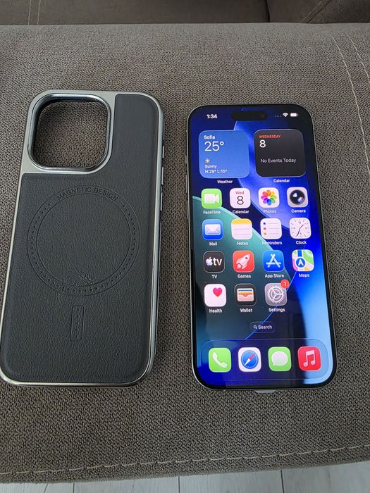 IPhone 15pro 256GB Бял
