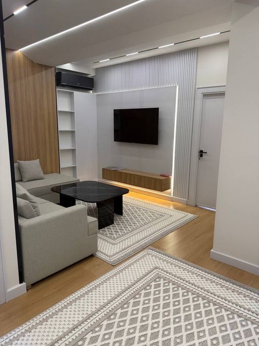 Parkent Plaza Продается 3 комнатная квартира  ремонт Паркентский