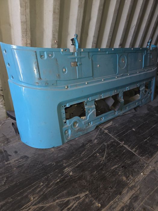 Продаётся капот от волво евро 6