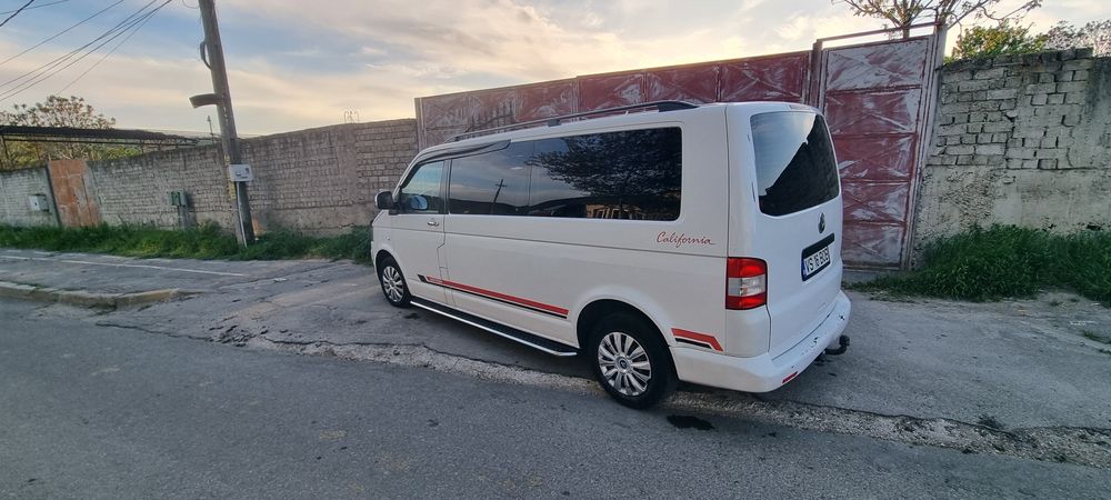 Volkswagen Transporte T5 8+1. Motor 2.0