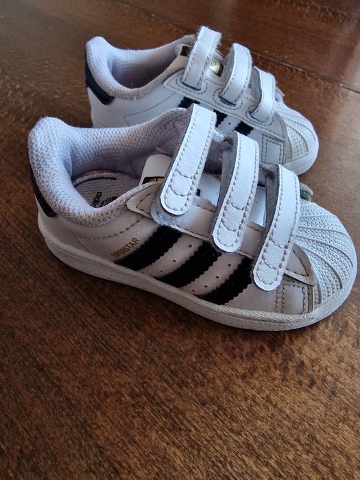Adidas superstar