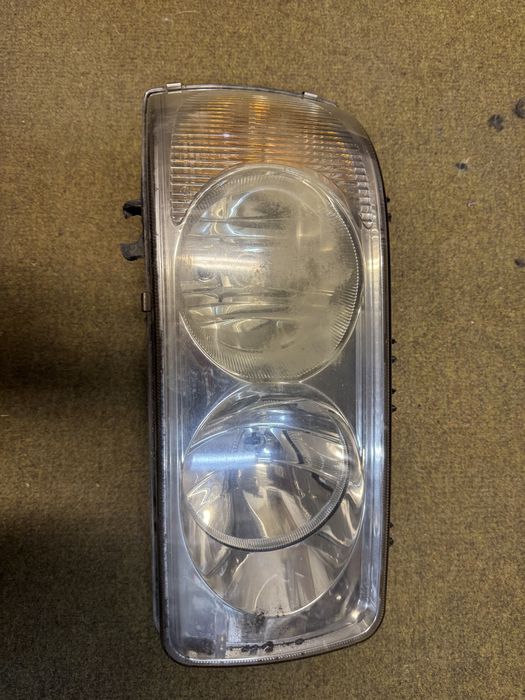 Фара ДАФ-105 правая ( пассажирская)