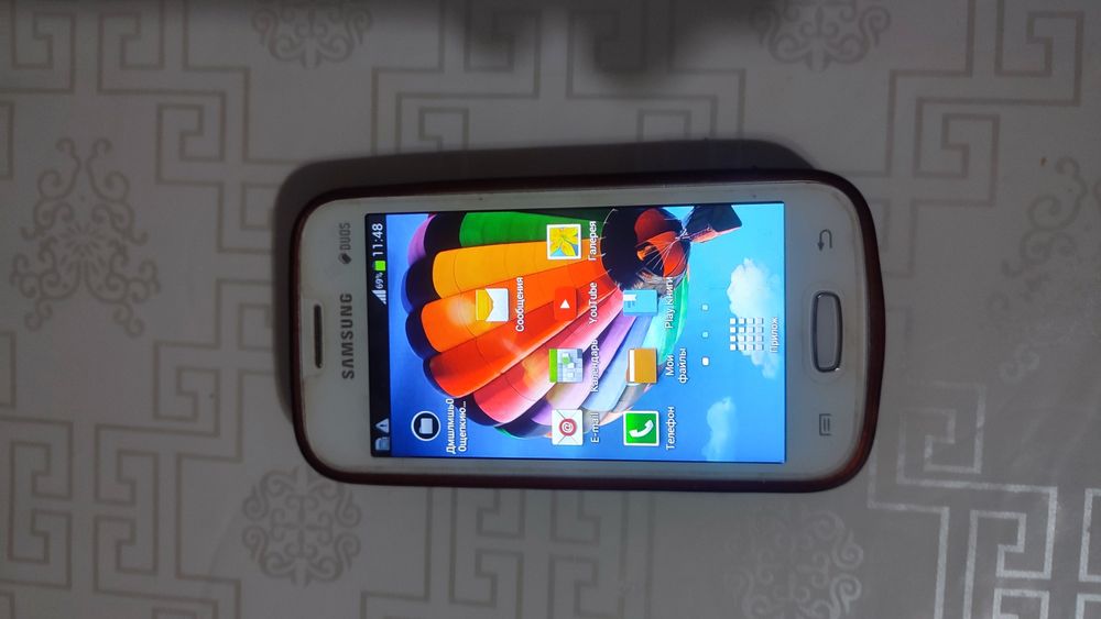 Продам телефон б/у