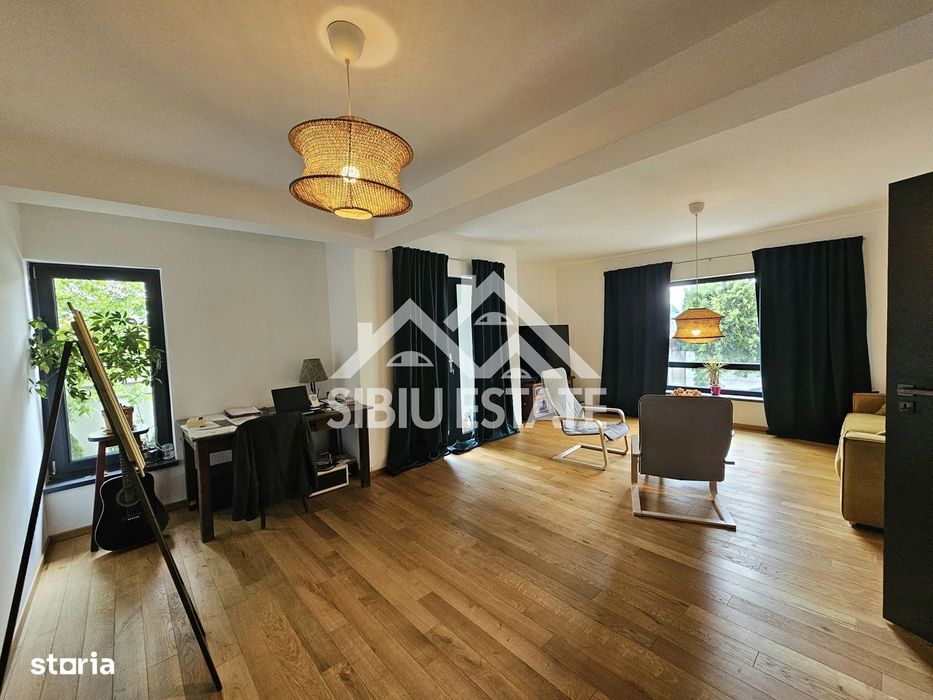 Casa moderna HOME & BUSINESS