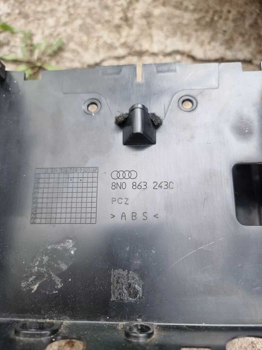 Consola Centrala Audi TT 8N 1998-2006 | Piese Plastic Acoperitoare Buton Radio Clima Scrumiera Priza Trim Suport Grila Grile Ventilatie Luneta Butoane