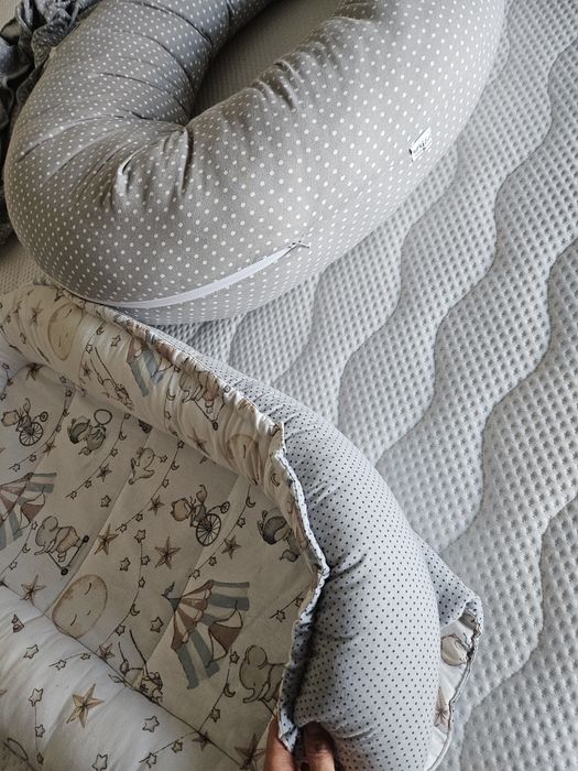 Бебешко гнездо и възглавница за бременни/кърмене