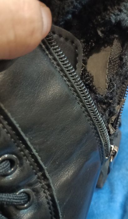 Обувь девочке разная