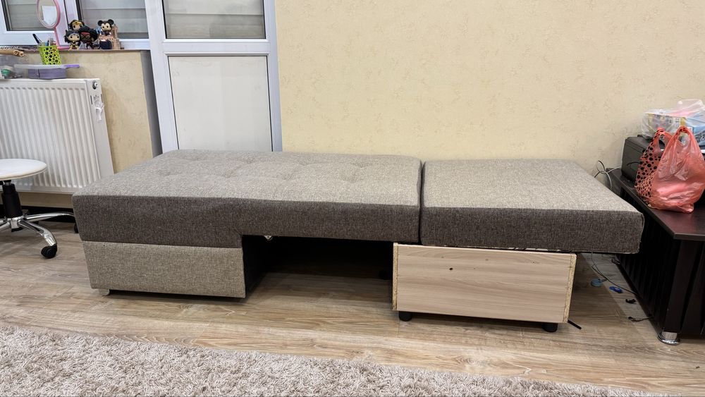 Продам диванчик раздвижной
