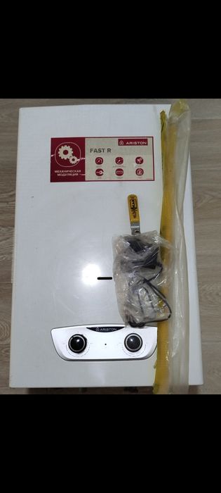 Газколонка Аристон