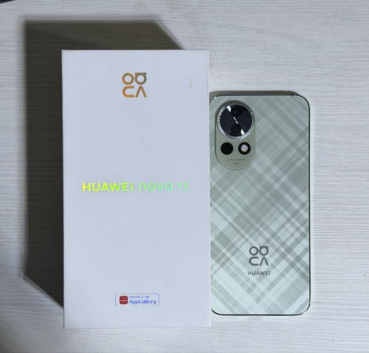Huawei Nova 13