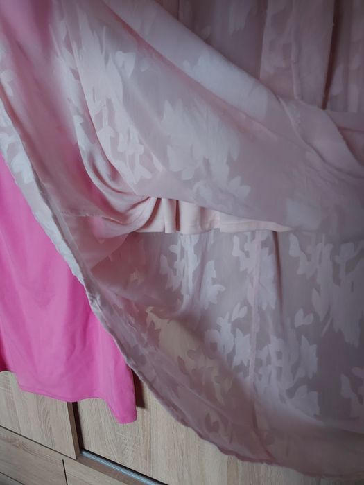 Две рокли за 20 лв.