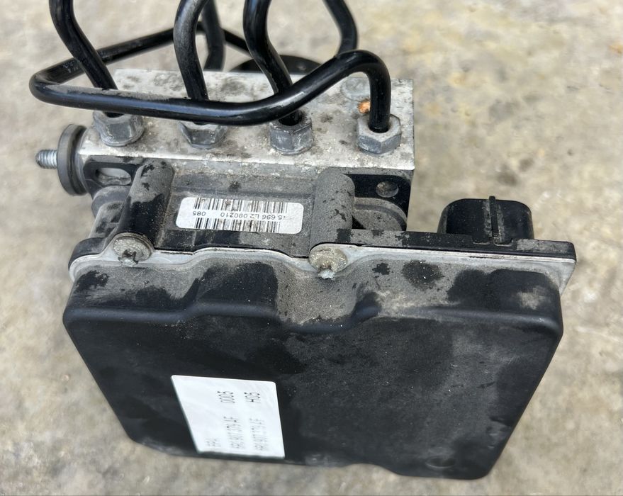 ABS помпа 6R0 907 379 AF  VW Polo 2009/2013