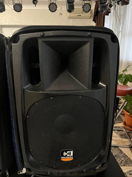 Vând Doua boxe active Montarbo