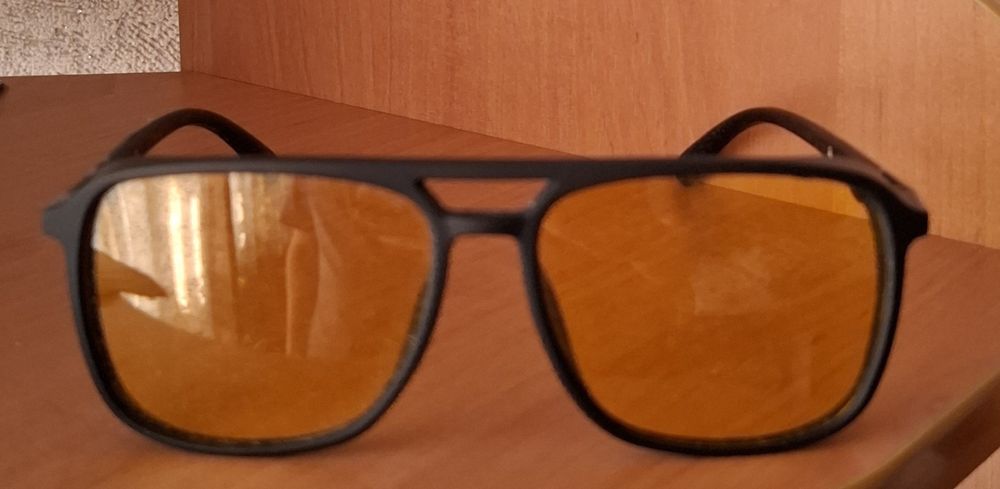 Продам очки палароид