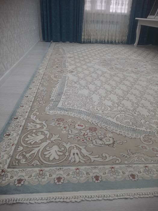 Ковер продам б/у