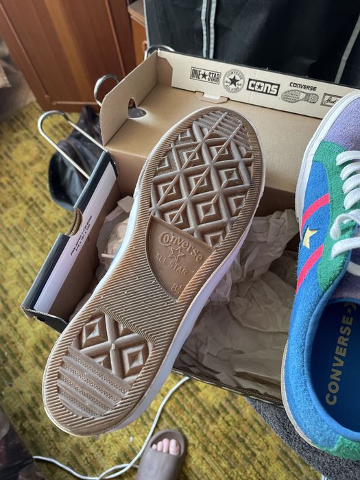 Tenisi Converse albastrii ,piele intoarsa ,marinea42