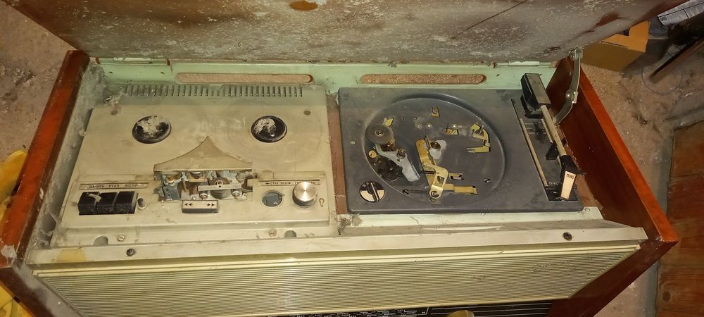 Романтика 103 ретро радио грамофон магнетофон