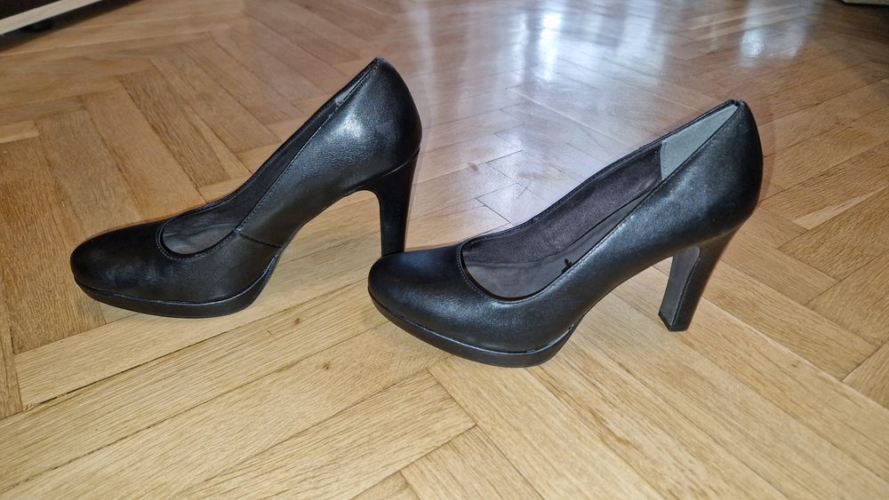 Стилни обувки Tamaris