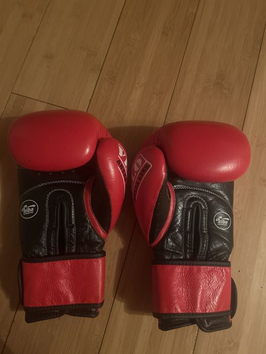 VELO перчатки синие и красные