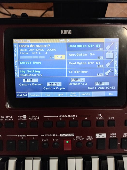 Korg PA 700 folosit doar în casă!