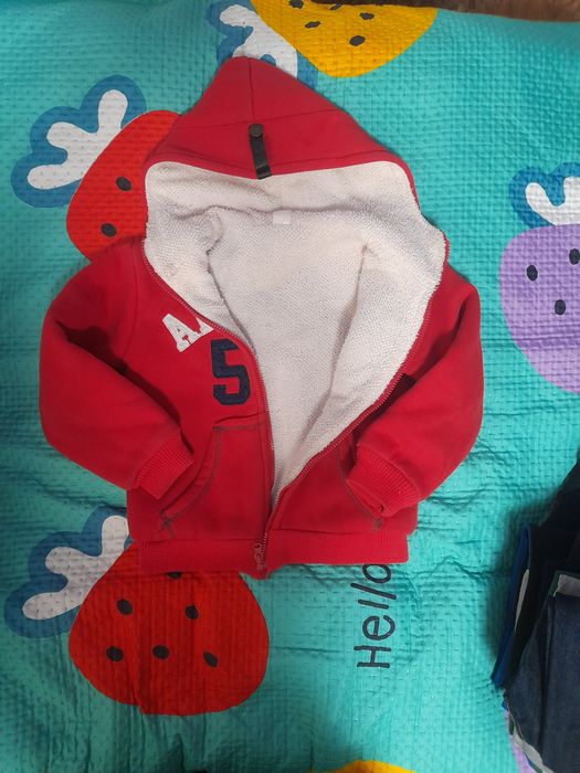 Продам курточку тёплую