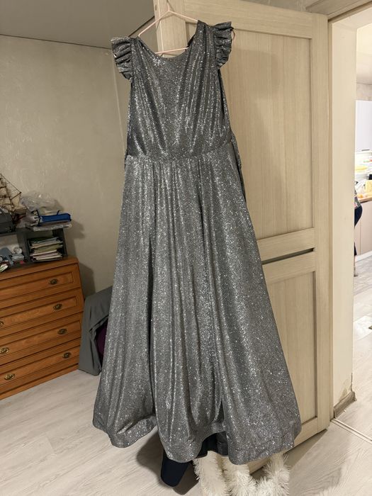 Продам платье вечернее