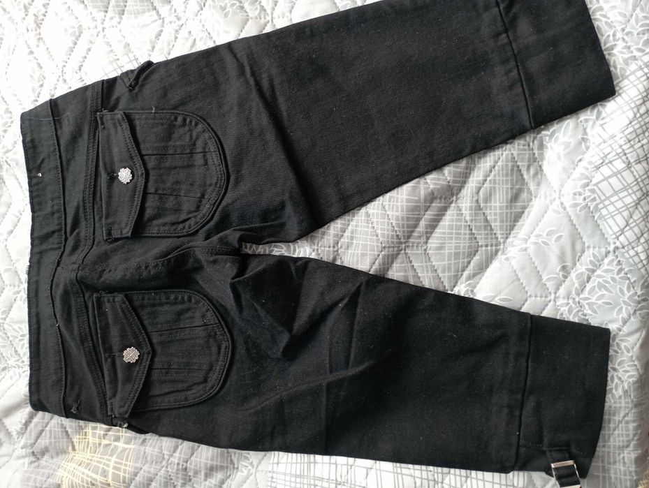 Дамско потниче и дънки